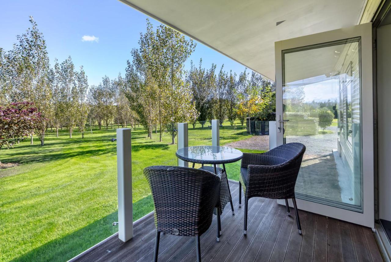 Paradise On Campbell Martinborough Bagian luar foto